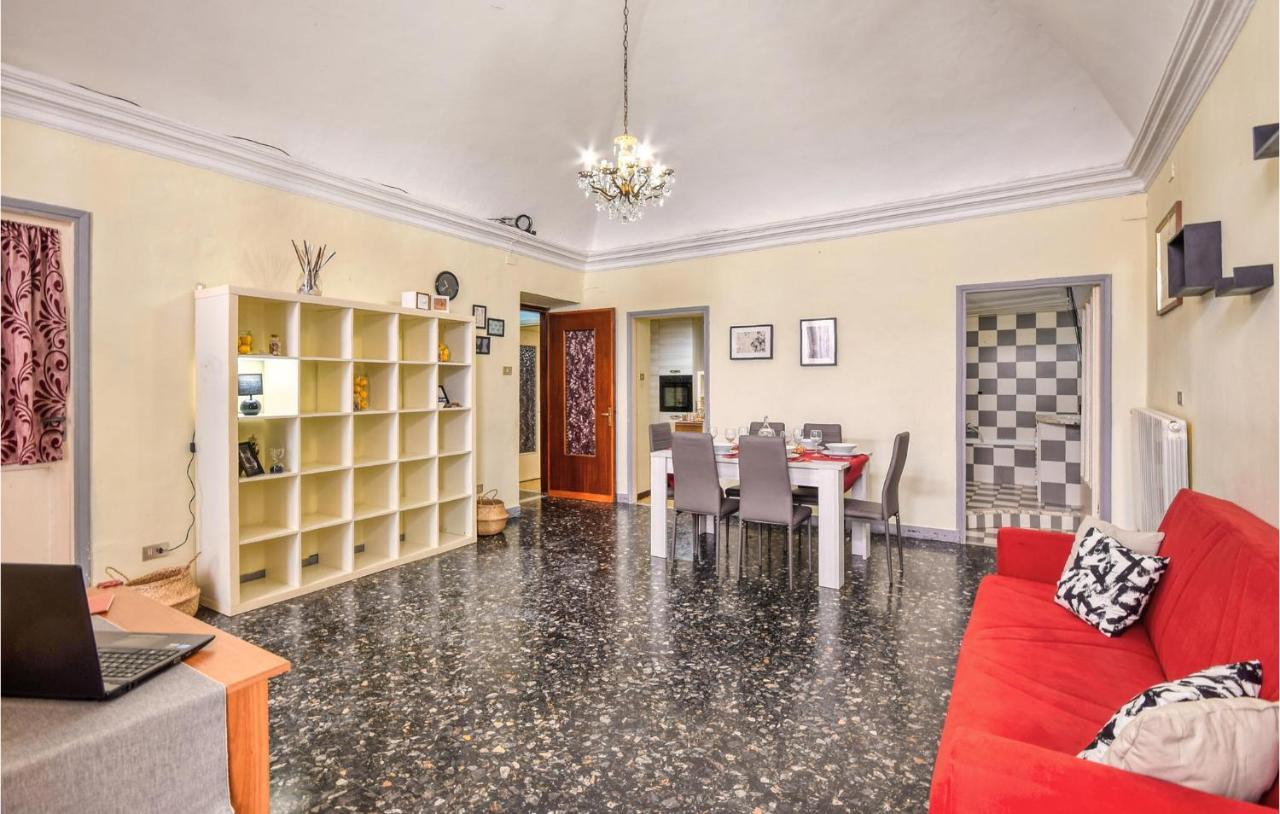 2 Bedroom Beautiful In Villanova Dalbenga Holiday home